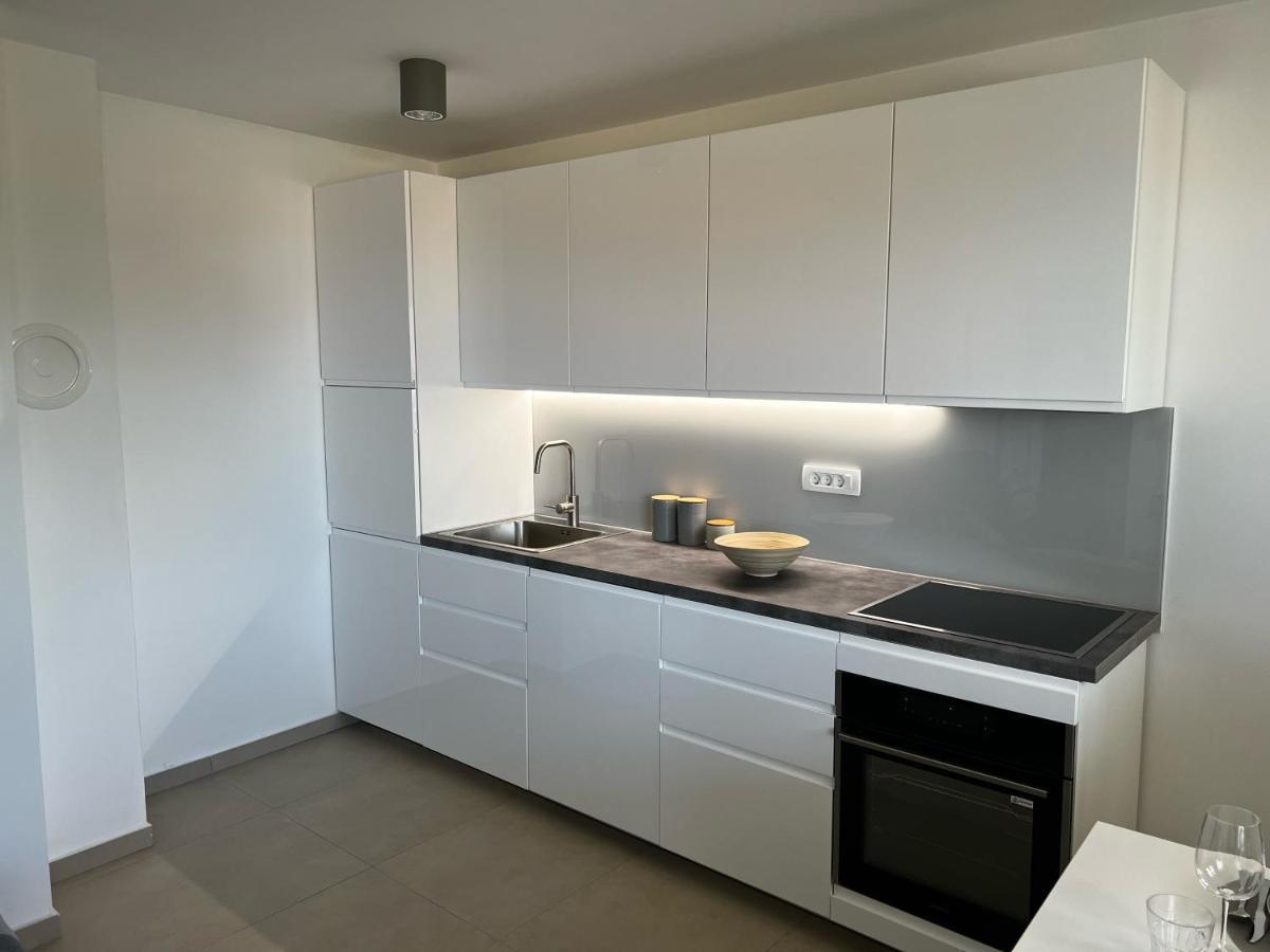 Apartman Ana Sveti Anton  Eksteriør bilde